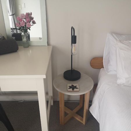 Pool House - One Bedroom Self Contained Unit Motueka Buitenkant foto